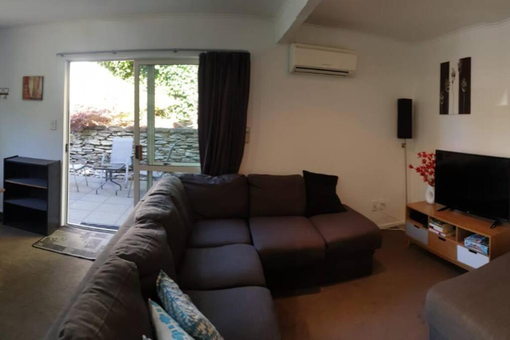 Central Cozy House - 10 Min Walk To Town ควีนส์ทาวน์ ภายนอก รูปภาพ